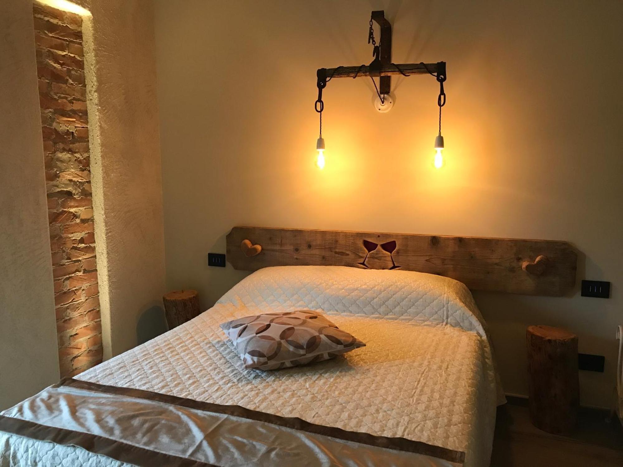 Villa Laura Castellinaldo Kültér fotó
