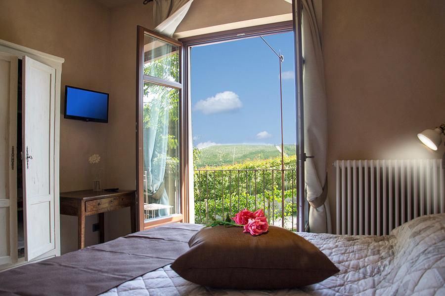 Villa Laura Castellinaldo Szoba fotó