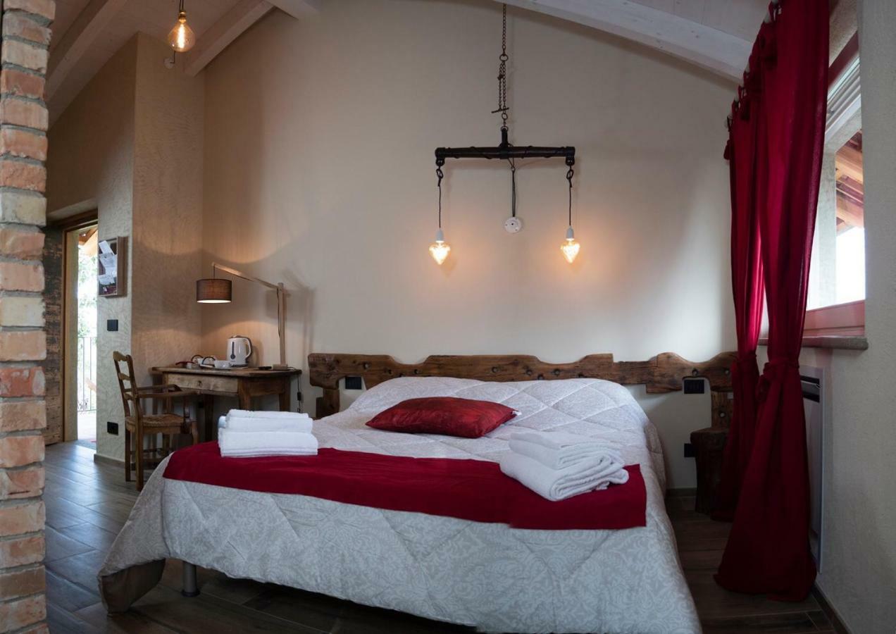 Villa Laura Castellinaldo Kültér fotó