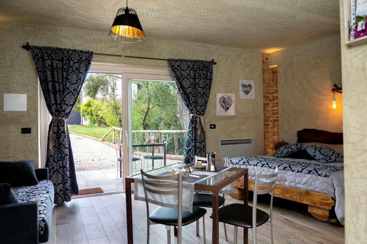Villa Laura Castellinaldo Kültér fotó