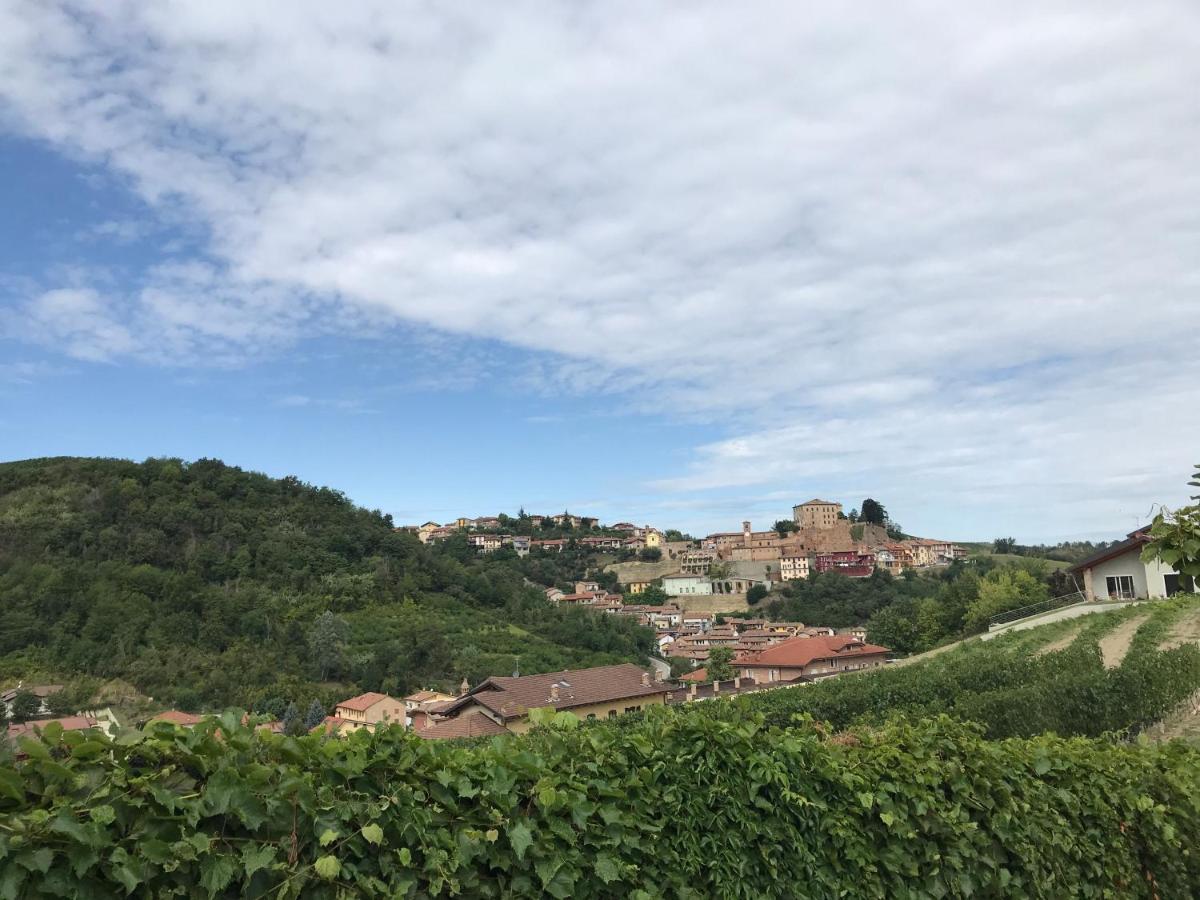 Villa Laura Castellinaldo Kültér fotó